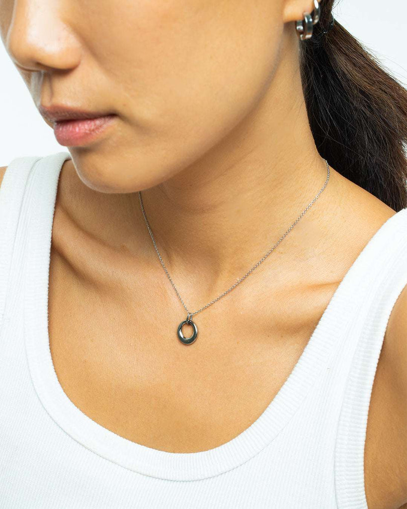 Ines Halo Pendant