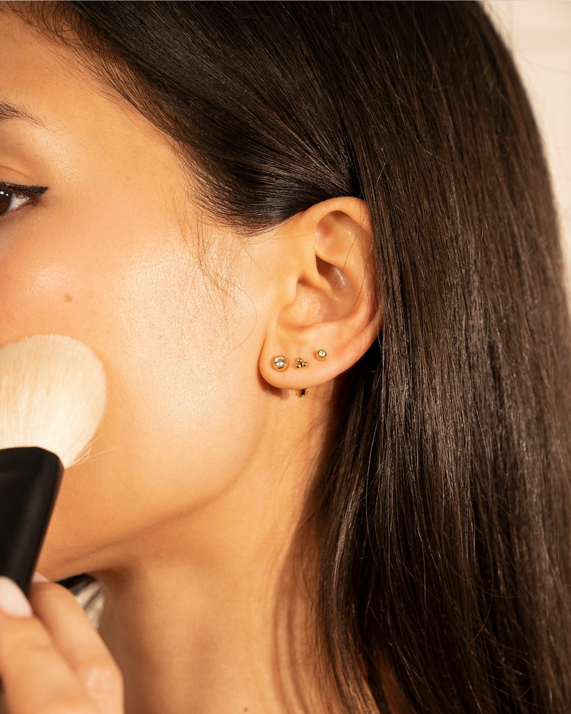 Gala  白色藍寶石耳環